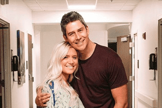 Bachelor star Arie Luyendyk Instagram
