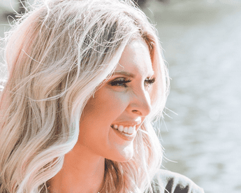 Lindsie Chrisley Twitter