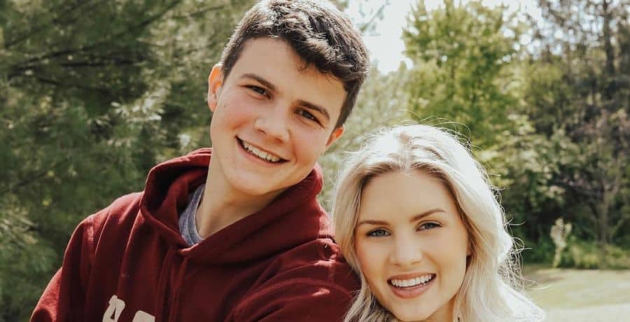Travis Clark and Katie Bates, Instagram, Bringing Up Bates