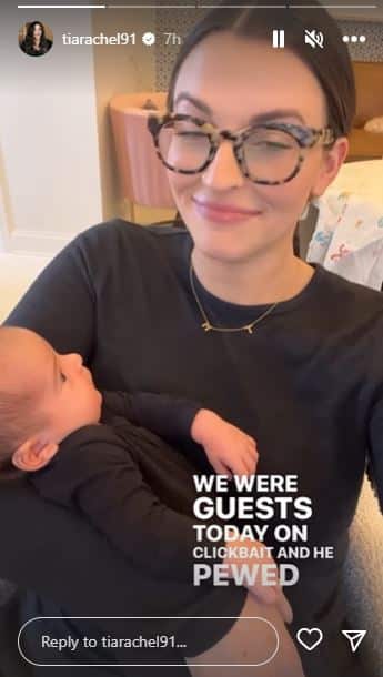 Tia Booth, Instagram