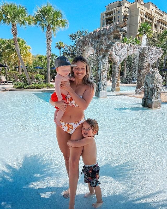Witney Carson, Leo McAllister, and Jet McAllister from Instagram
