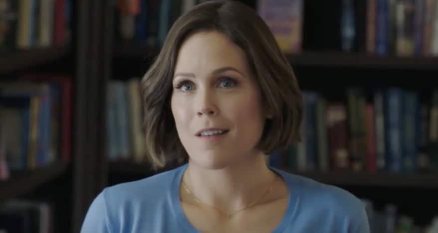 Erin Krakow, Hallmark - YouTube