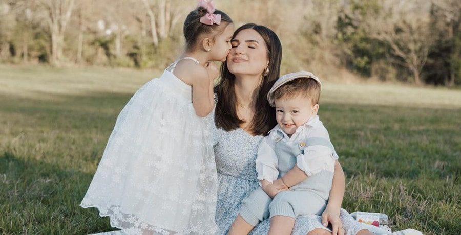 Carlin Bates, Layla Stewart, Zade Stewart, From Bringing Up Bates, Sourced From @carlinbates98 Instagram