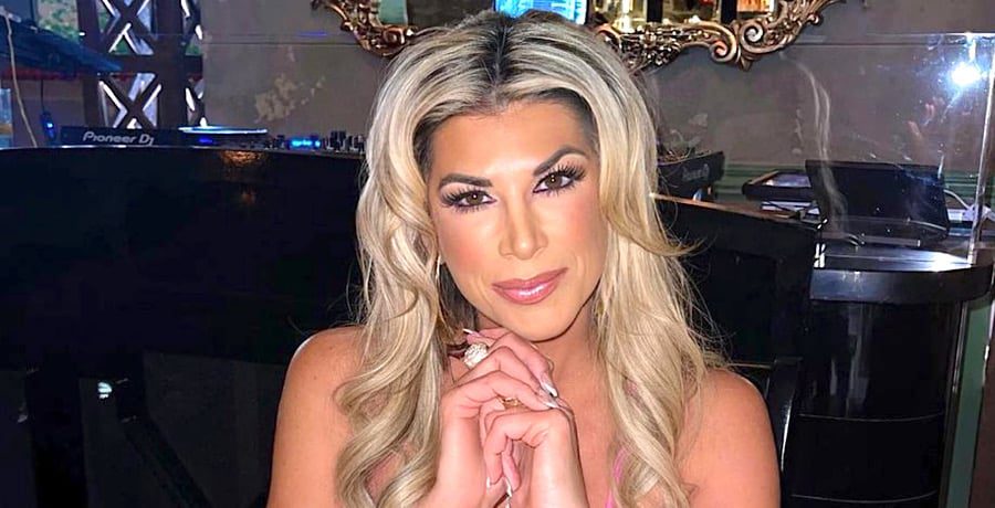 Alexis Bellino-Instagram