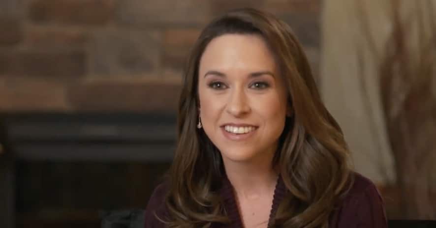 Hallmark Lacey Chabert - YouTube