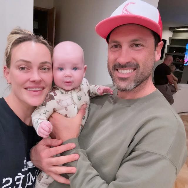 Maks Chmerkovskiy and Peta Murgatroyd and their children from Instagram