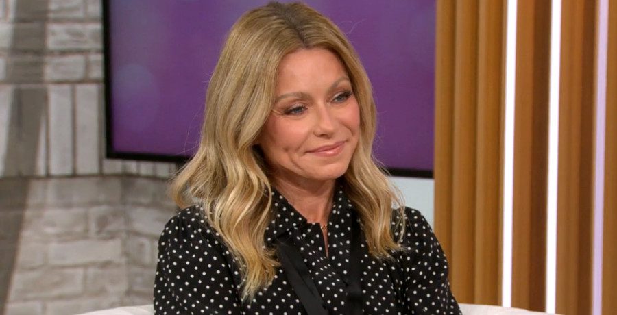 'Live' Kelly Ripa/Credit: YouTube
