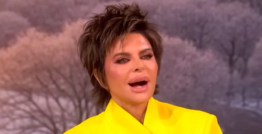 Lisa Rinna- YouTube