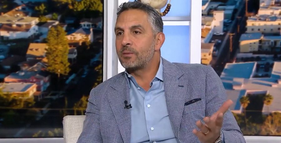 Mauricio Umansky- YouTube
