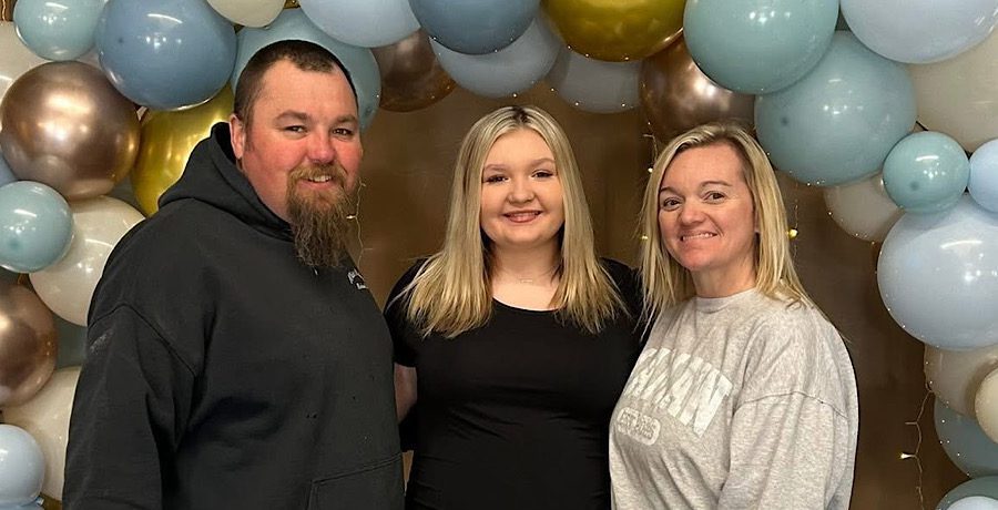 Kris, Bella, Falen Vaughn- Facebook