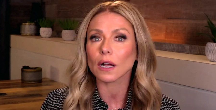 Kelly Ripa/Credit: YouTube