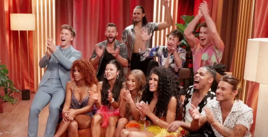 Robert Irwin and the 'DWTS Next Pro' cast/Credit: YouTube