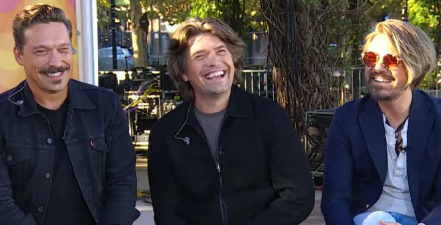 Hanson brothers/Credit: YouTube