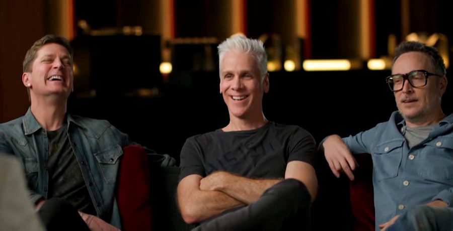 Rob Thomas, Kyle Cook, Paul Doucette- YouTube