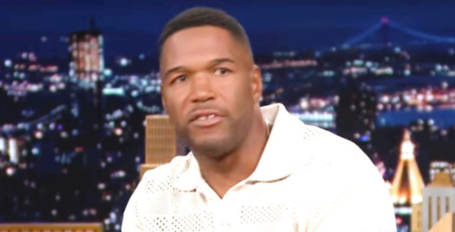Michael Strahan - YouTube